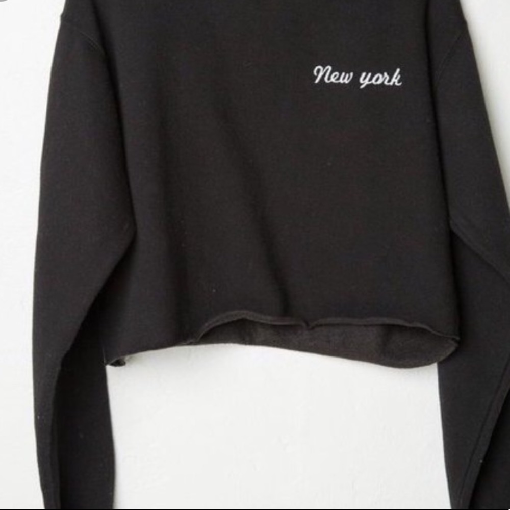 Black cropped brandy sweater